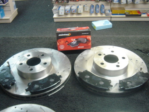 FOR SUBARU LEGACY GTB   TWIN TURBO DRILLED GROOVED BRAKE DISC PADS