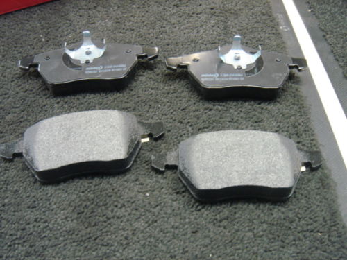 SKODA SUPERB 1.8 2.0 2.8 1.9 2.5  FRONT BRAKE PADS NEW