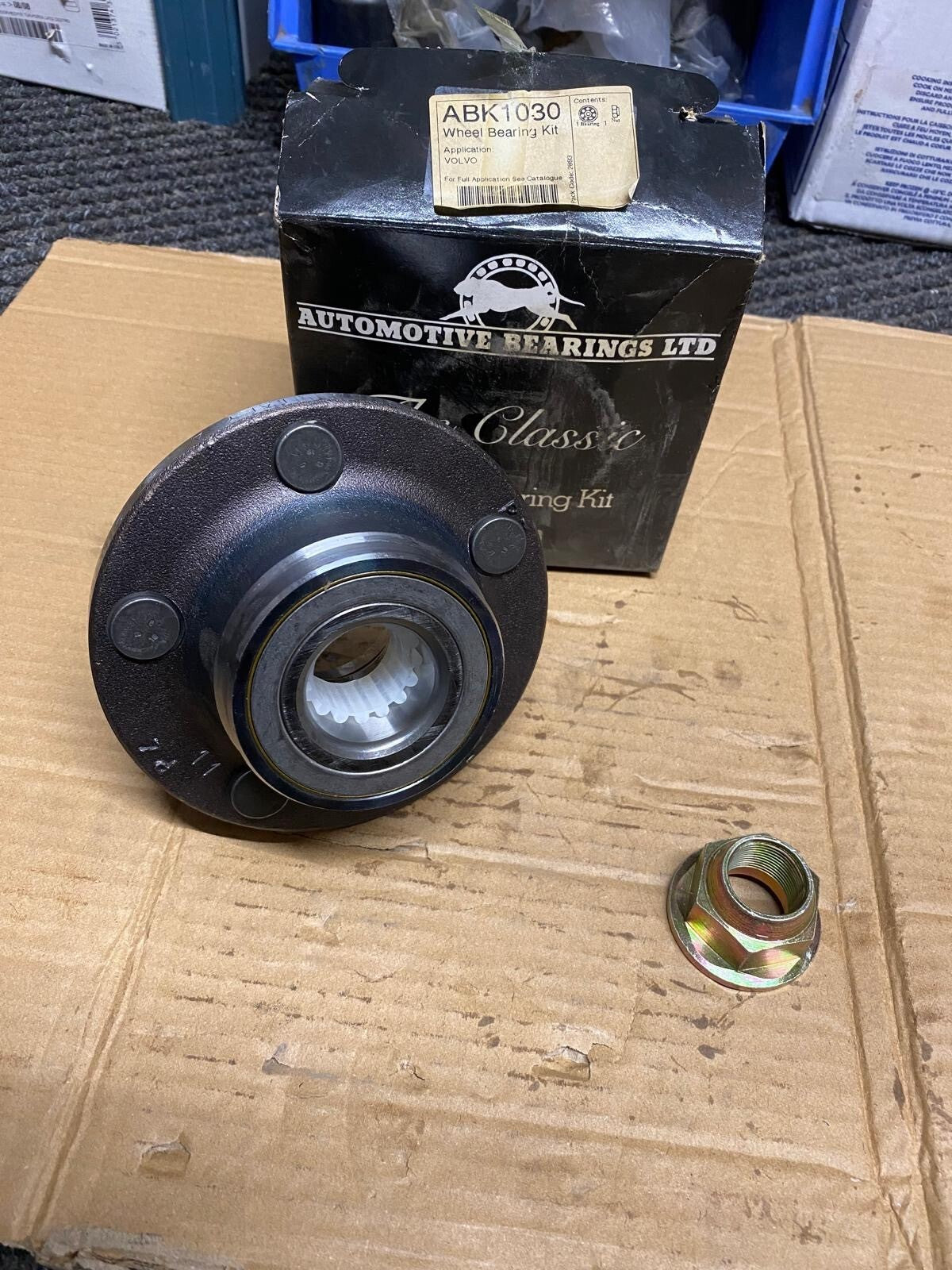 FRONT WHEEL BEARING HUB FITS VOLVO 760 940 2.3 TURBO 1990 ONWARDS