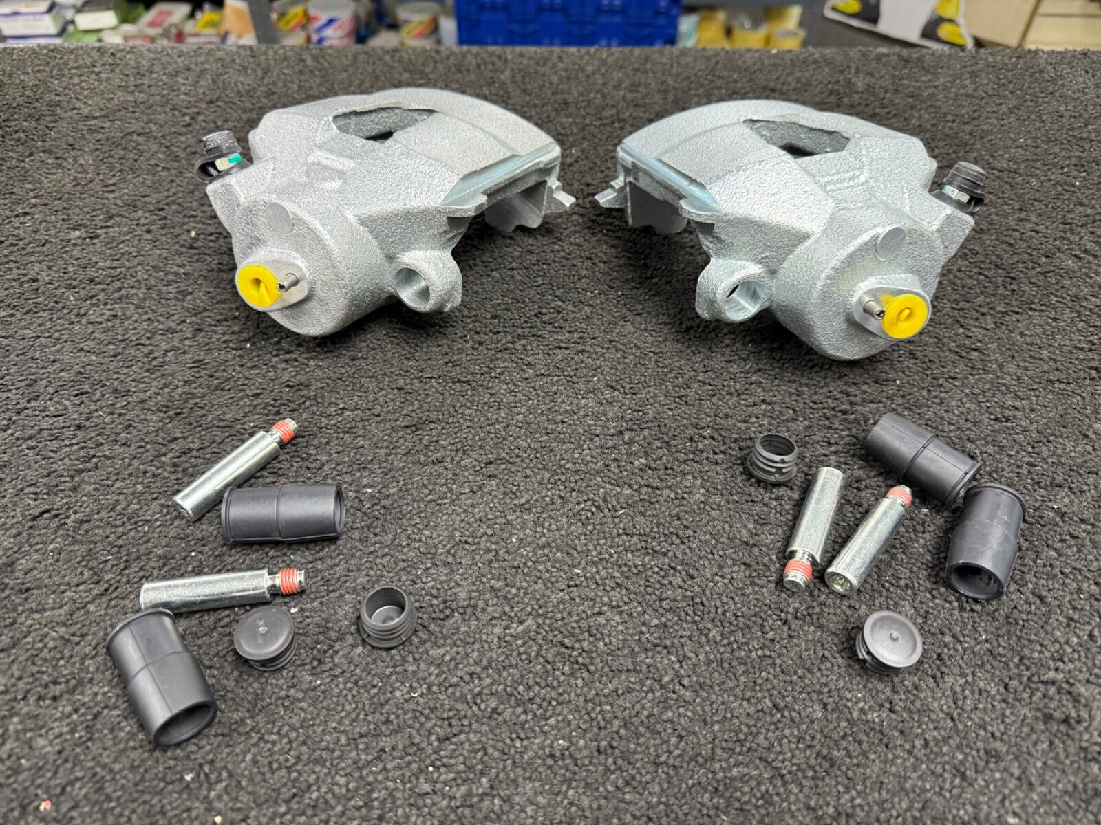 FRONT BRAKE CALIPER BOTH SIDE LH RH VW POLO BEETLE CADDY JETTA 280MM ECR