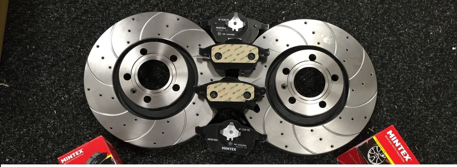 FOR AUDI A3 2.0TDi SPORTBACK SLINE CROSS DRILLED GROOVED BRAKE PADS FRONT 