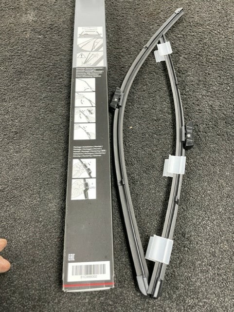 AUDI Q2 TFSi TDi 2 FRONT ORIGINAL AUDI WIPER BLADES (PAIR) 81C998002