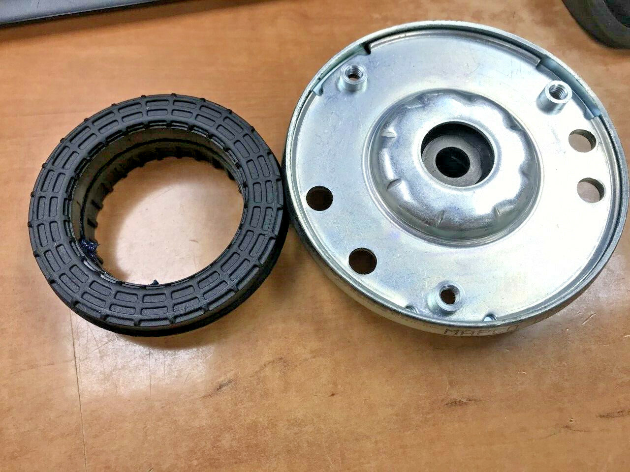 FOR FIAT CROMA VAUXHALL SIGNUM VECTRA SAAB 9-3 FRONT STRUT MOUNTING BEARING KIT