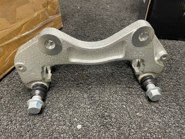 2 FRONT BRAKE CALIPER BRACKET LH RH FOR CHALLENGER L200 SHOGUN PAJERO 314MM DISC