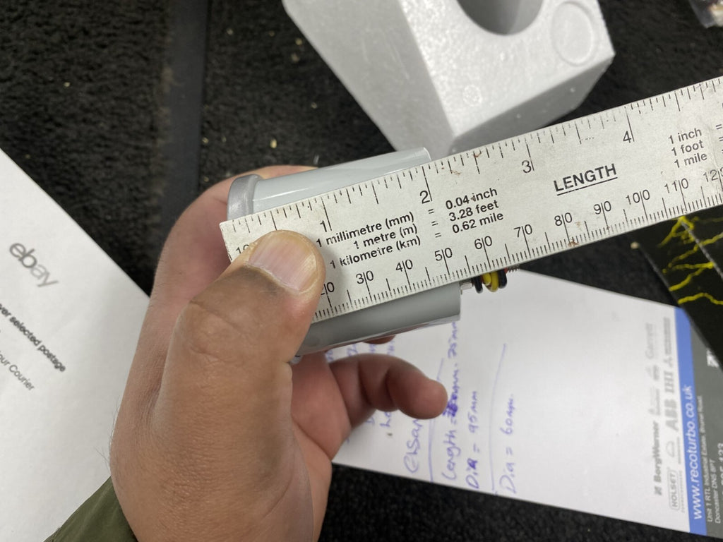UNIVERSAL FIT R.EVOLUTION VOLT GAUGE 60X55 MM