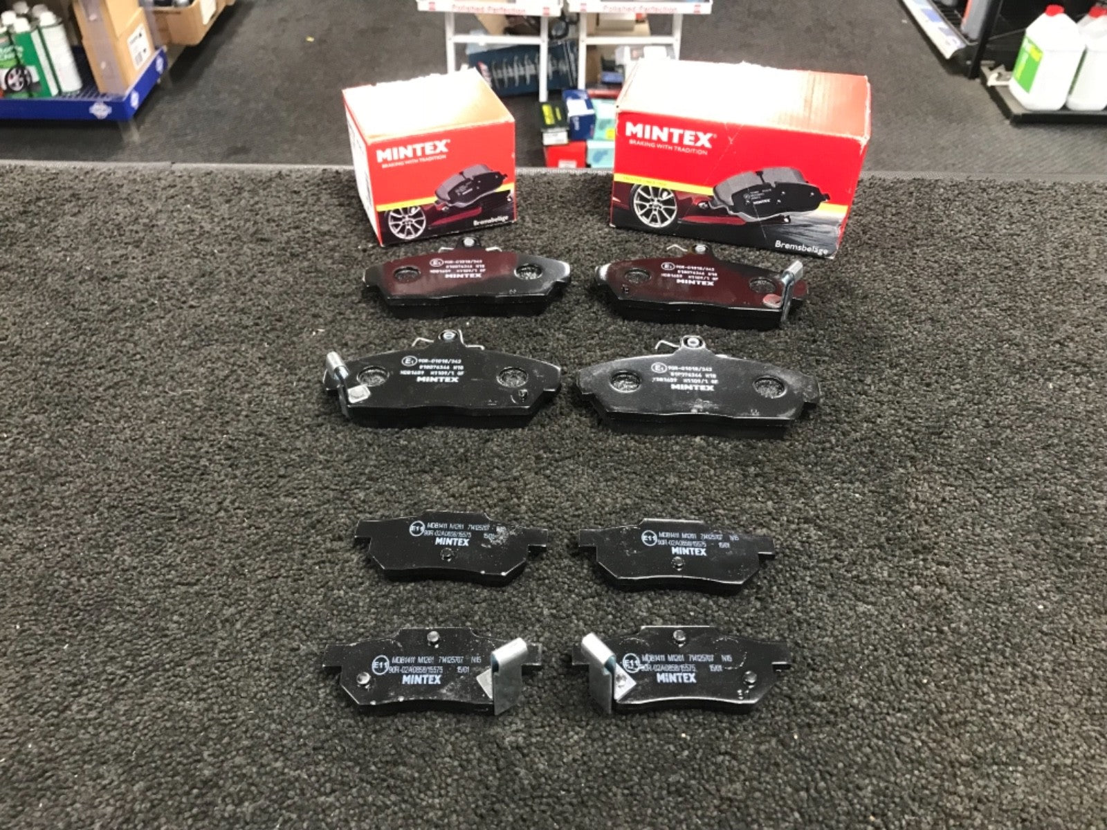 ROVER 25 1.8GTi BRAKE PADS MINTEX FRONT REAR  BRAKE DISC PADS