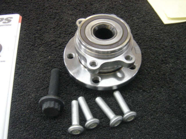  AUDI S3 RS3 QUATTRO VW GOLF R FRONT OR REAR WHEEL BEARING HUB 4 STUD TYPE