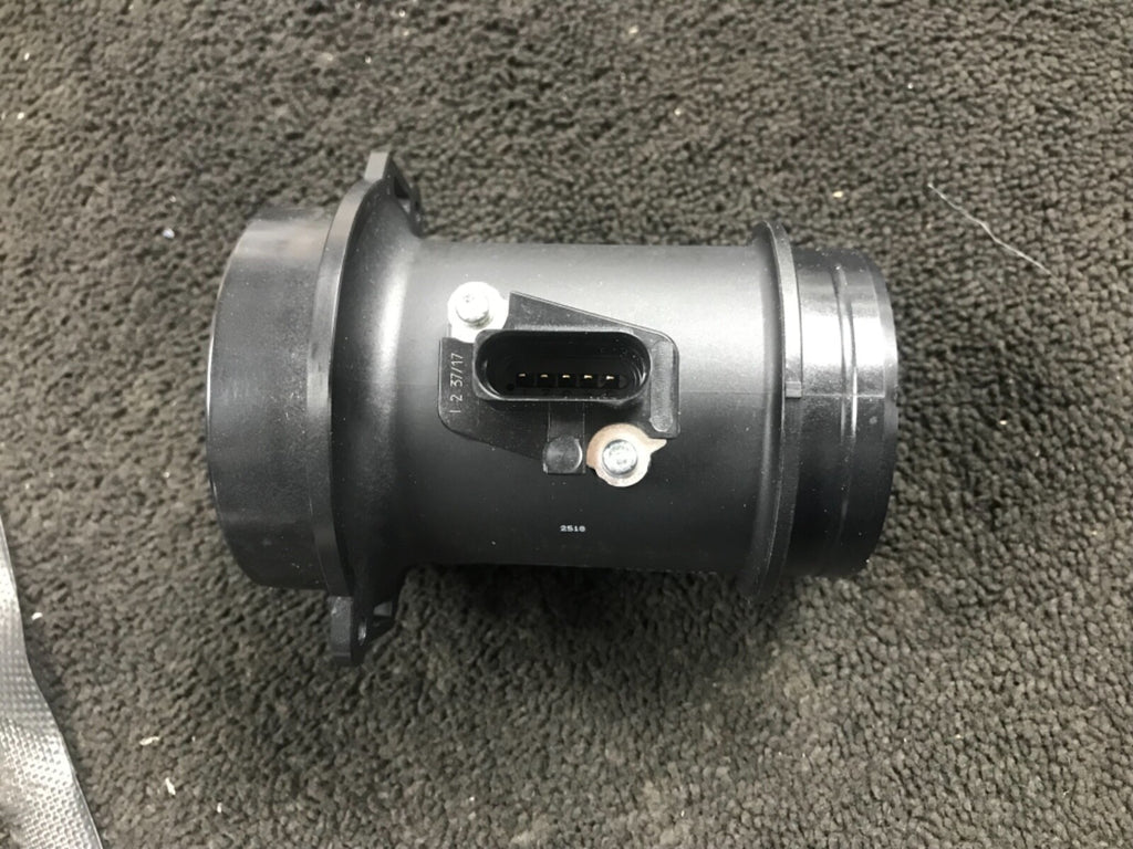 AUDI A6 A4 PHAETON Q7 TOUAREG A8 059906461K AIR FLOW MAF METER 