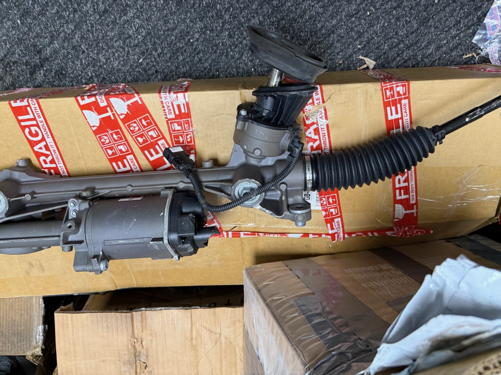 NEW GENUINE GOLF R MK7 7.5 GTD GTi  ELECTRIC POWER STEERING RACK BROKEN PLUGS