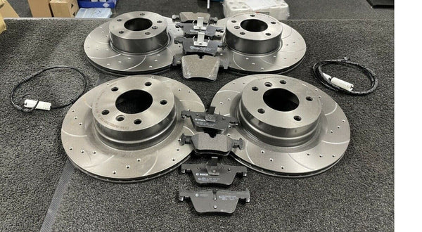 BMW 120i 120D E81 E87 300mm BRAKE DISCS DRILLED GROOVED BREMBO PADS FRONT REAR