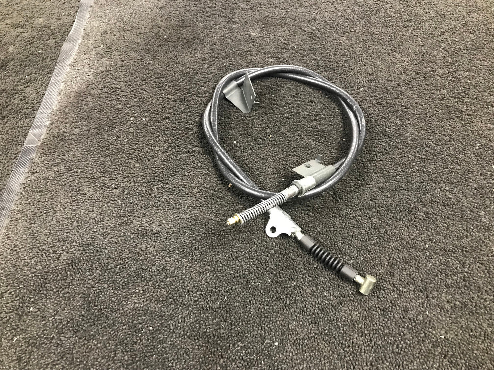 FOR FORD MAVERICK 1993-1999 2.4 2.7 NISSAN TERRANO MK2 REAR LEFT HANDBRAKE CABLE