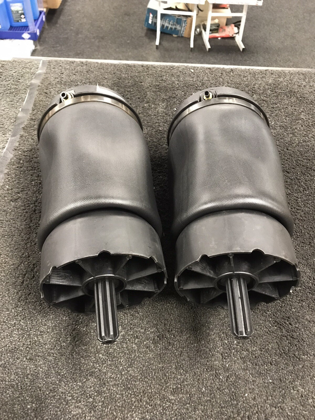 2 REAR AIR SUSPENSION AIR BAG SPRINGS RANGE ROVER L322 2002-2012 RKB500082 