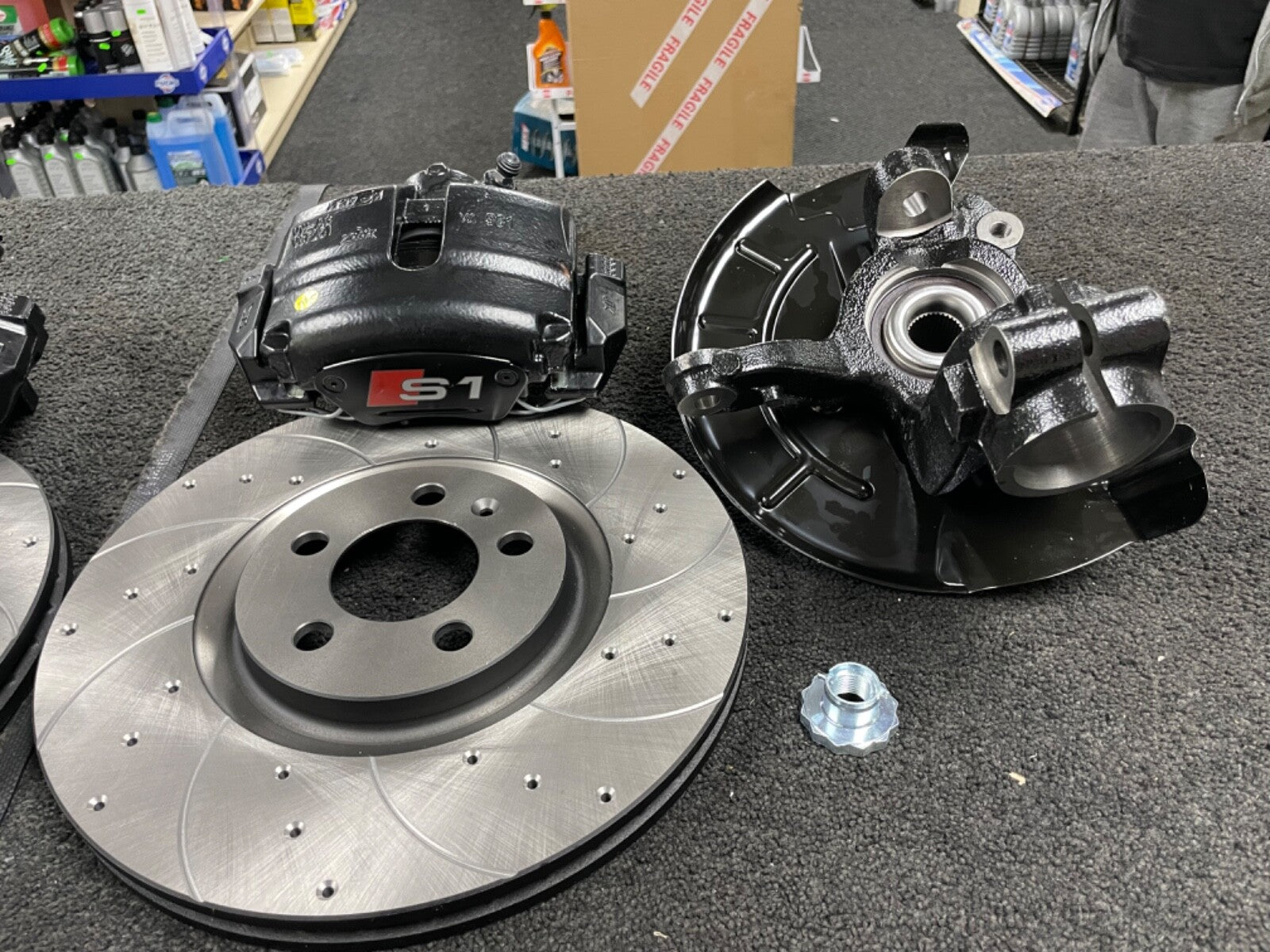 AUDI A1 S1 IBIZA POLO GTI BIG BRAKE CONVERSION KIT 310MM KNUCKLES CALIPERS