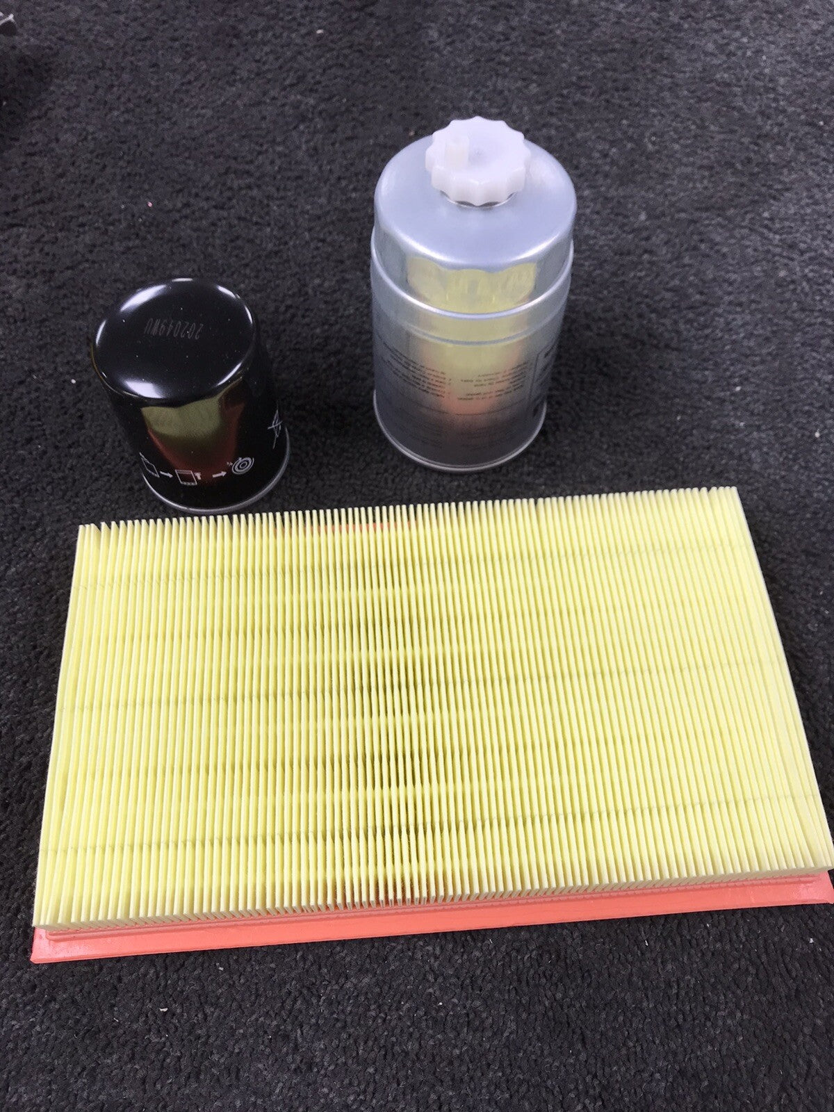 VAUXHALL VECTRA OIL FILTER  1.7TD AIR FILTER  DIESEL FUEL FILTERS 