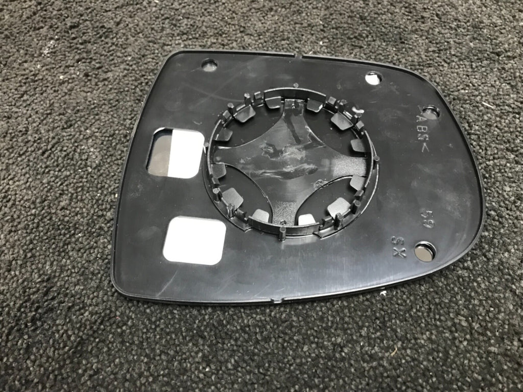 VAUXHALL VIVARO TRAFIC MIRROR GLASS WITH BACK PLATE  LEFT SIDE 