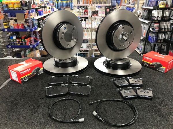 BMW 218i SE F22 BRAKE DISC BRAKE PADS FRONT REAR + SENSORS