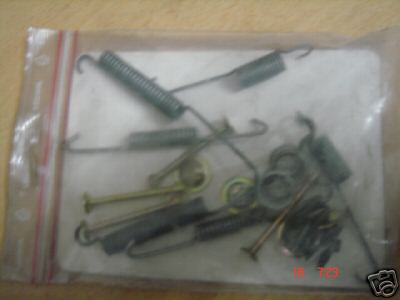 RENAULT CLIO 1.2 1.4 1.6 1.9  BRAKE SHOE FITTING KIT