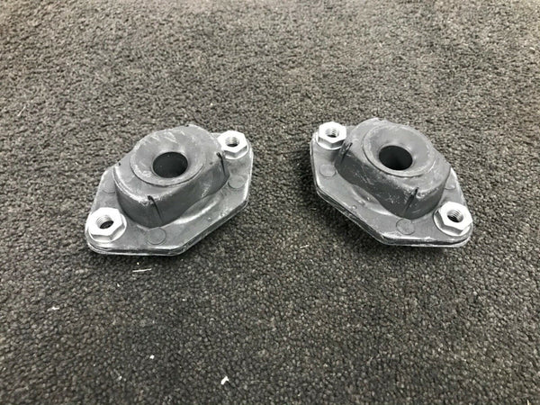 BMW 3 SER E90 E91 318 320D 323 325 328 330Ci 330D REAR STRUT TOP MOUNTING PAIR