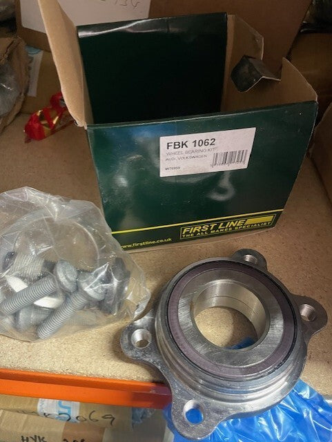 AUDI A8 D2 A6 C6 4F WHEEL BEARING 4D0498625 4E0407625D 4E0407625F 4E0498625 SKF