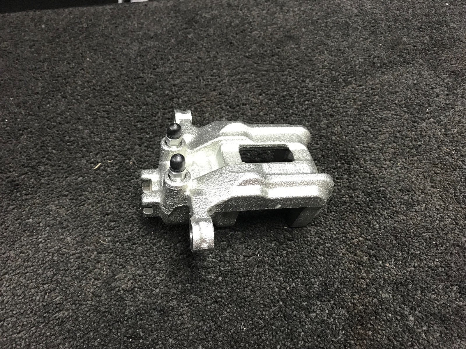 REAR BRAKE CALIPER DRIVER SIDE RH SIDE FOR HONDA CR-V CRV VTEC 2.2-i-CTDI 2005-6