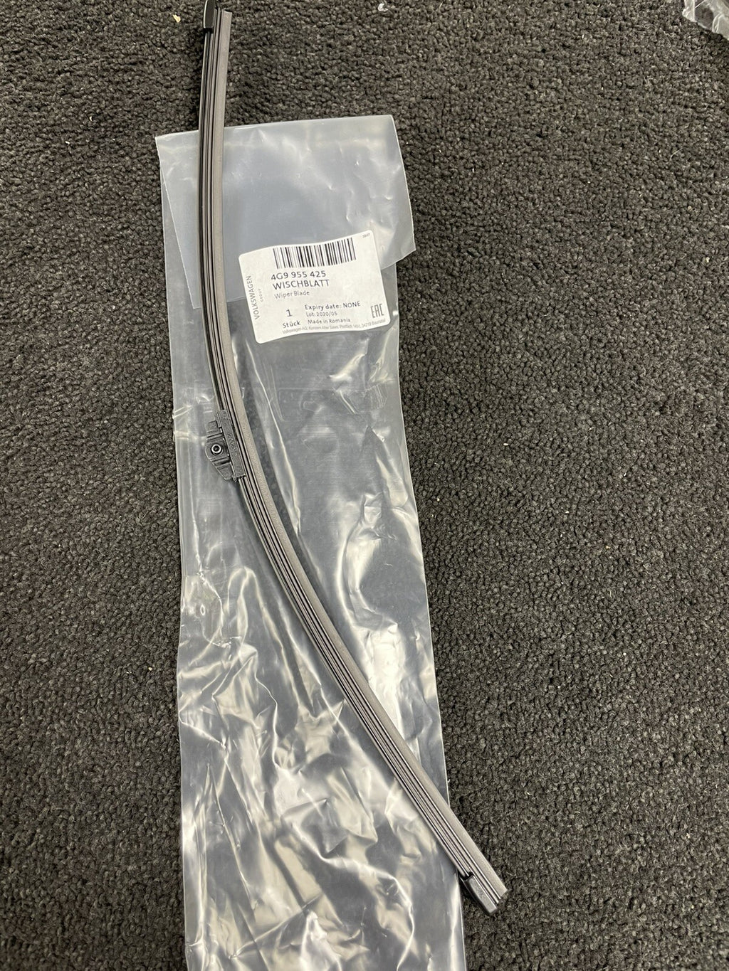 Audi Q5 2009-2017 REAR WIPER BLADE GENUINE AUDI  8R0955425 