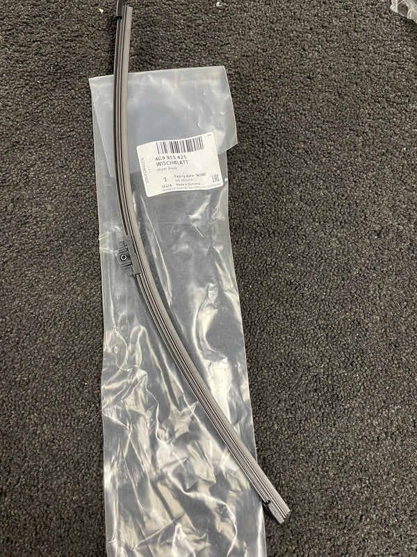 Audi Q5 2009-2017 REAR WIPER BLADE GENUINE AUDI  8R0955425 