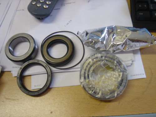 FOR L200 ANIMAL WARRIOR REAR WHEEL BEARING KIT NEW 