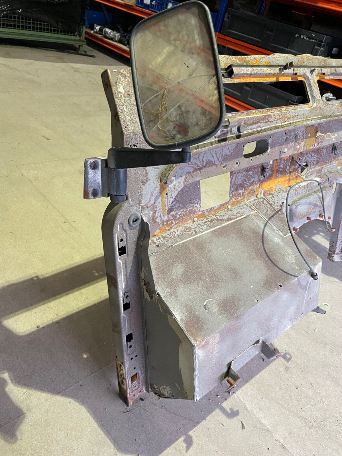 LANDROVER  DEFENDER 110 90 TDI BULKHEAD FOR LHD ONLY USED NEEDING REPAIR