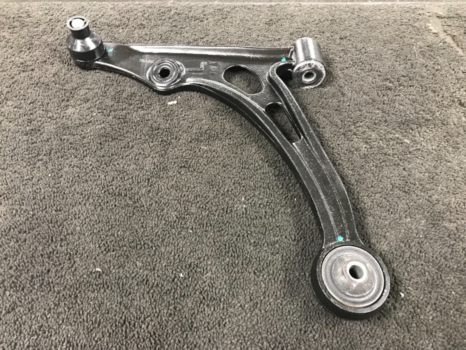 FRONT PASSENGER SIDE LH SUSPENSION WISHBONE CONTROL ARM FOR SUZUKI LIANA CAST