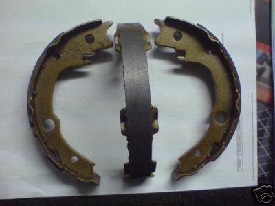 FOR TOYOTA COROLLA PRIUS YARIS 01-ON REAR HANDBRAKE SHOES