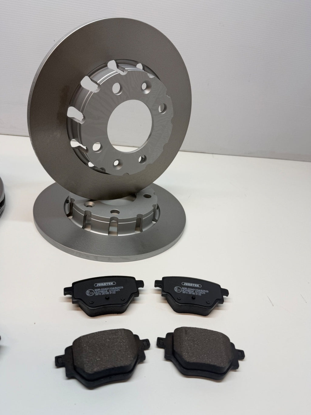 FOR 208 GT PREMIUM (MK2 (PL21E)) FRONT REAR BRAKE DISC PAD SET