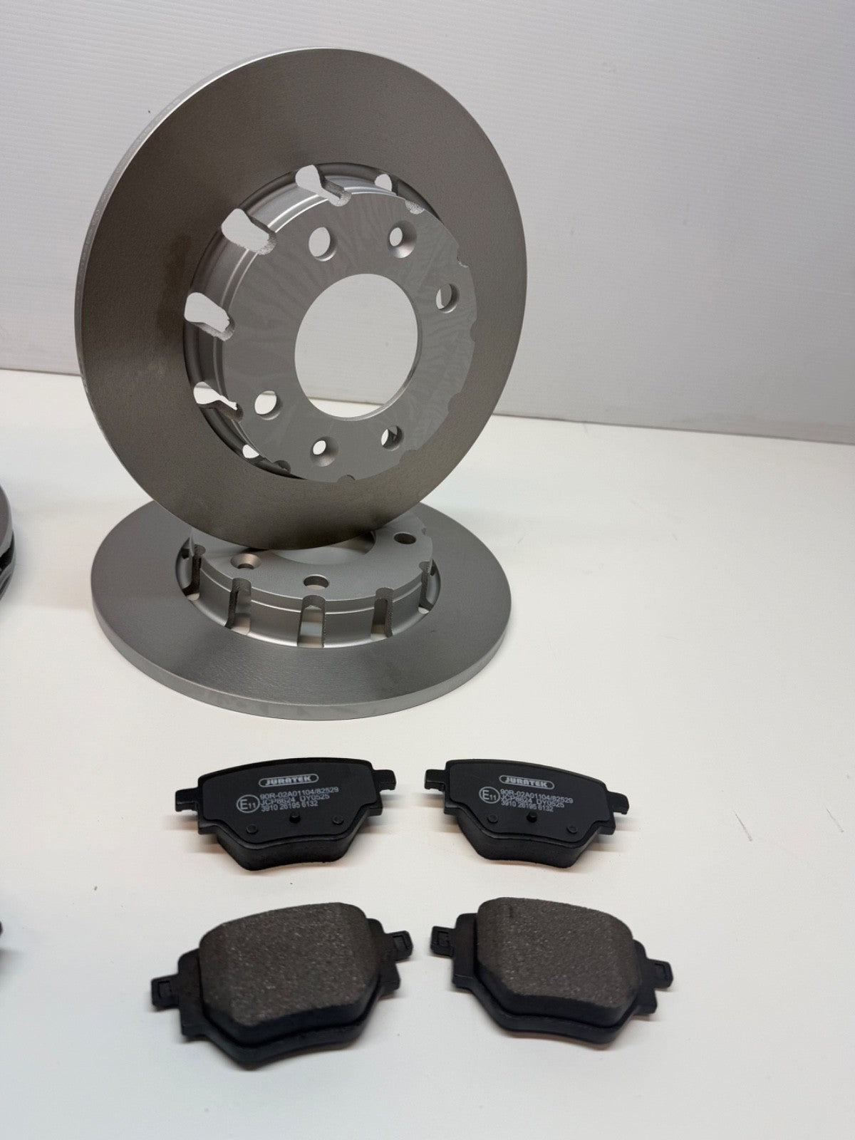 FOR 208 GT PREMIUM (MK2 (PL21E)) FRONT REAR BRAKE DISC PAD SET