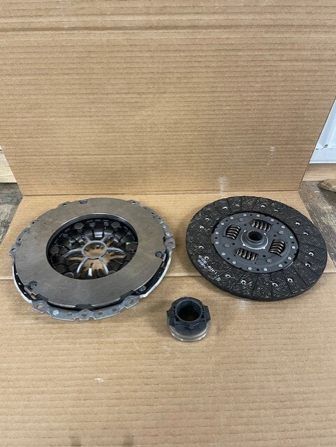 FOR FORD TRANSIT 2.4Di TDCI MK6 2002-2006 3PCE CLUTCH KIT  LUK 625302200
