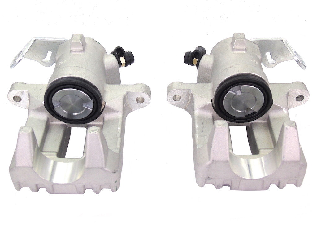 2 NEW REAR BRAKE CALIPERS + SLIDER  PINS AUD A3 TT BEETLE OCTAVIA 232 DISC