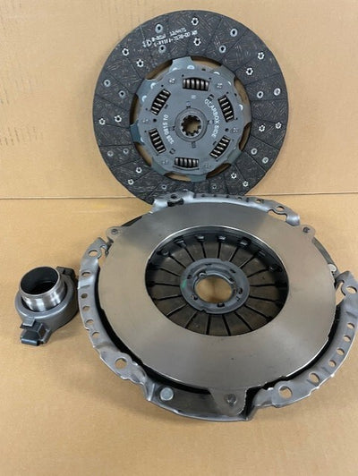 FOR IVECO  DAILY 2.3D 2006-14 CLUTCH KIT BRAND NEW LUK 1905290