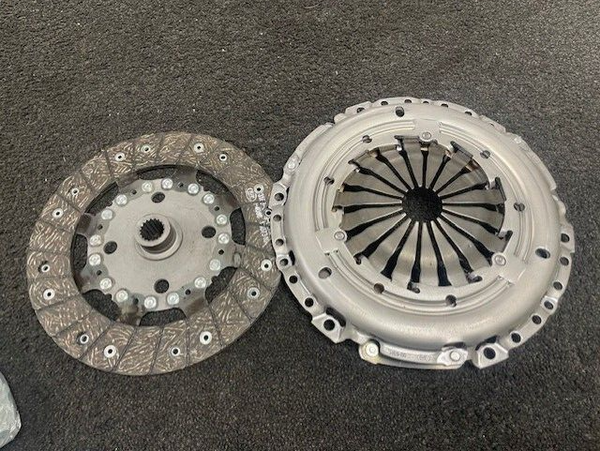 RENAULT CLIO MODUS 1.2 TURBO TCE CR0/P 2007-12 CLUTCH KIT GENUINE VALEO 2 PCE