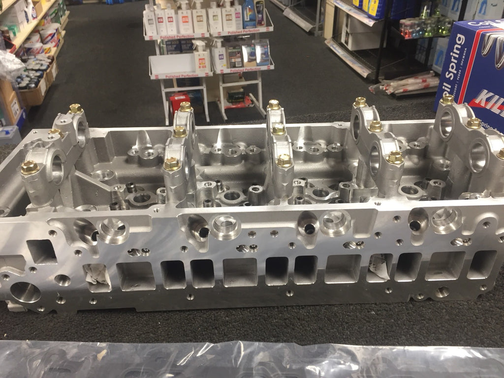 FOR MITSUBISHI SHOGUN TRITON CANTER 3.0TD 4M42 CYLINDER HEAD BRAND NEW