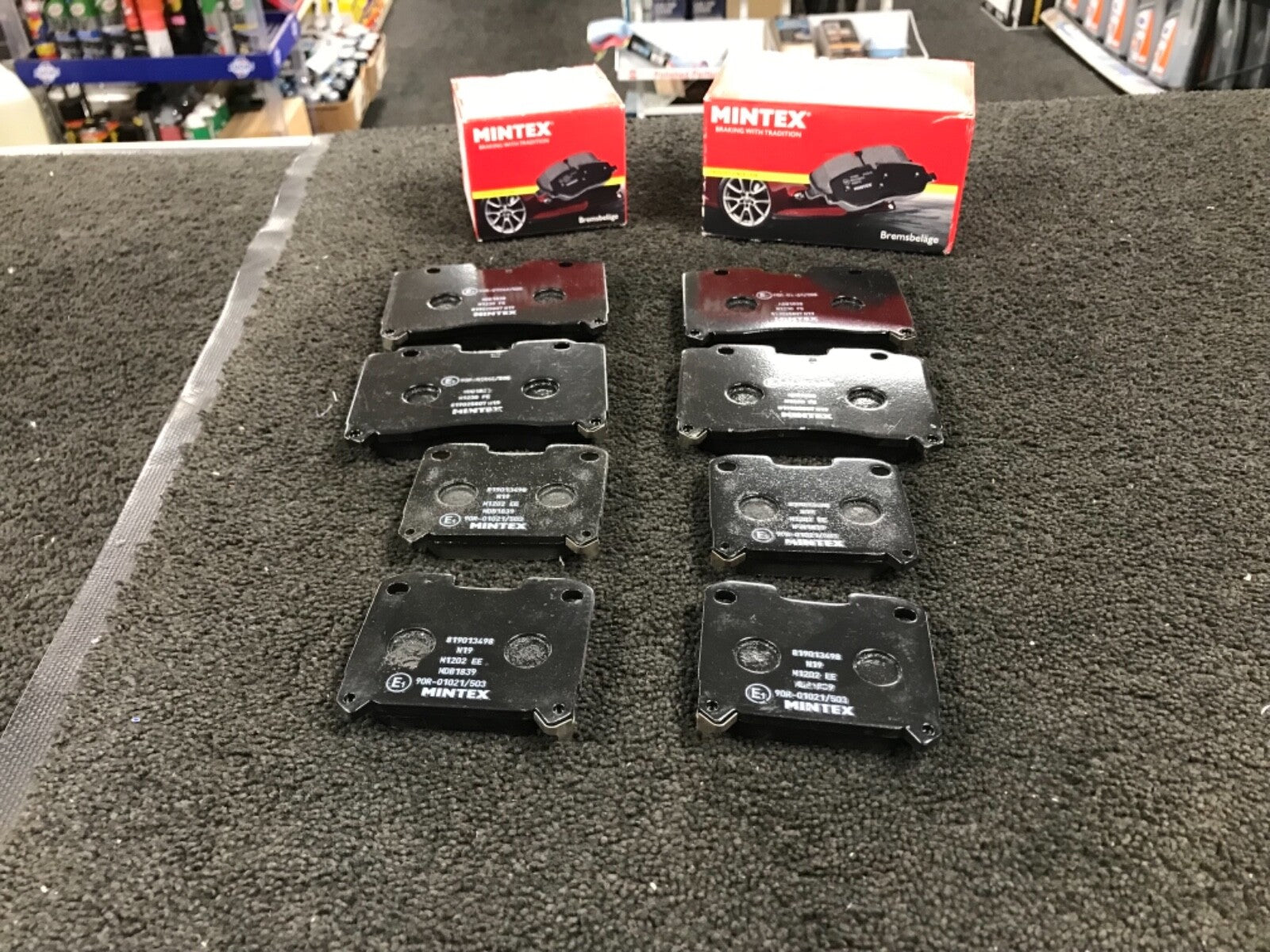 FOR TOYOTA CELICA GT FOUR ST205 MINTEX FRONT & REAR PADS