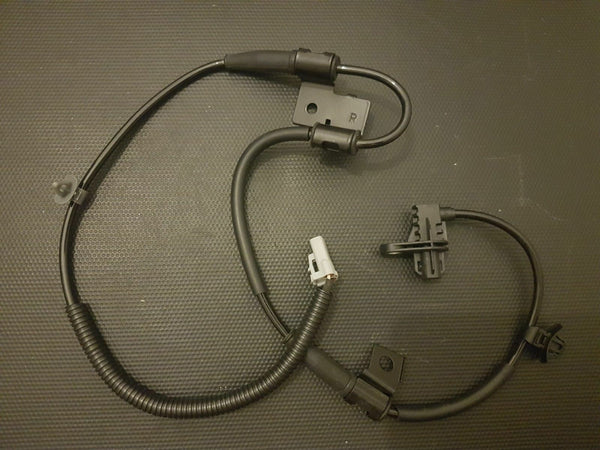 FOR HYUNDAI i30 06-12 KIA CEED 06-12 FRONT PASSENGER SIDE ABS WHEEL SPEED SENSOR