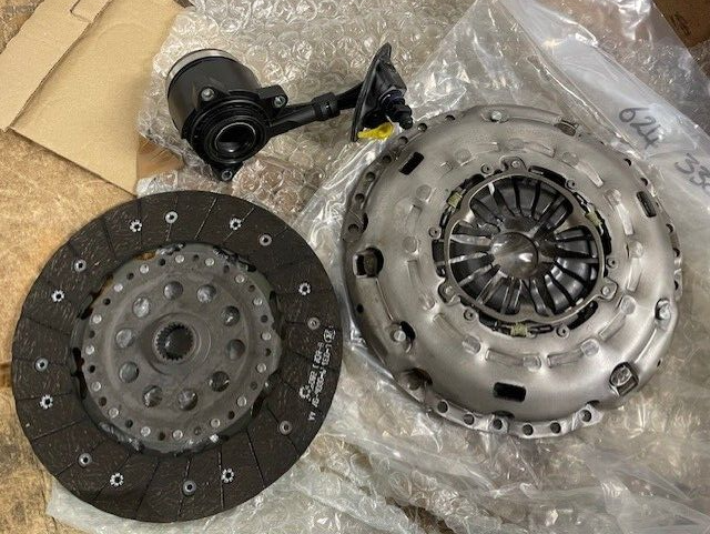 624330733 FORD TRANSIT 2.2TDCi FWD  CLUTCH KIT 1376498 1432309 VXT75