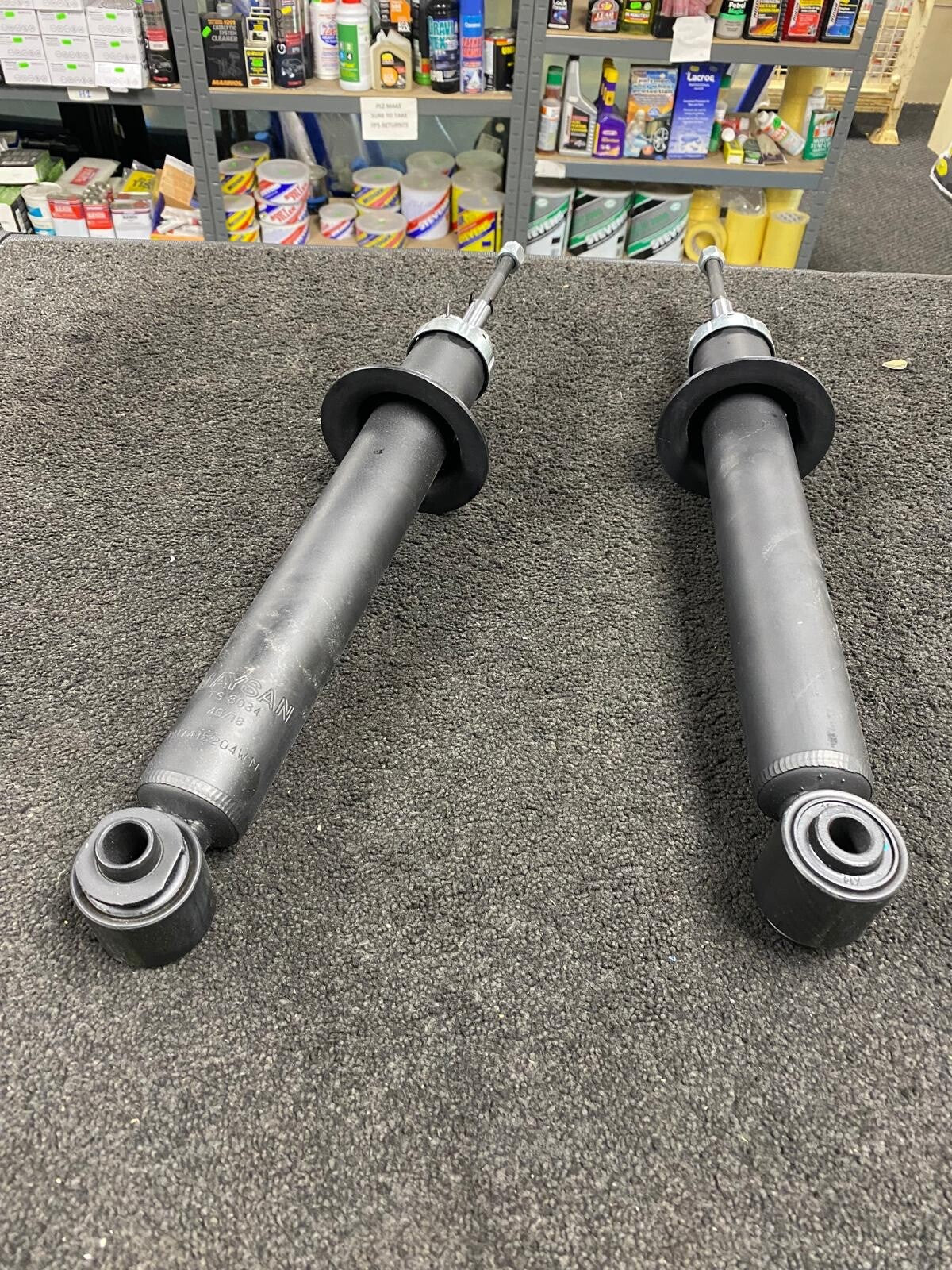 FOR BMW E39 525 528 530 523 540 2 REAR SHOCK ABSORBER PAIR 1093646