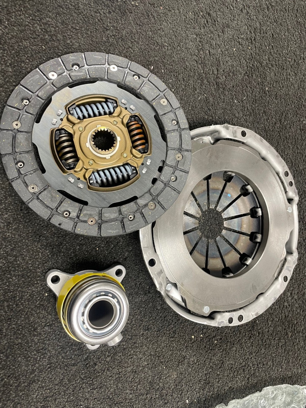 TOYOTA YARIS COROLLA UBRAN CRUISER NSP90 1.33 CLUTCH KIT BORG BECK 200MM