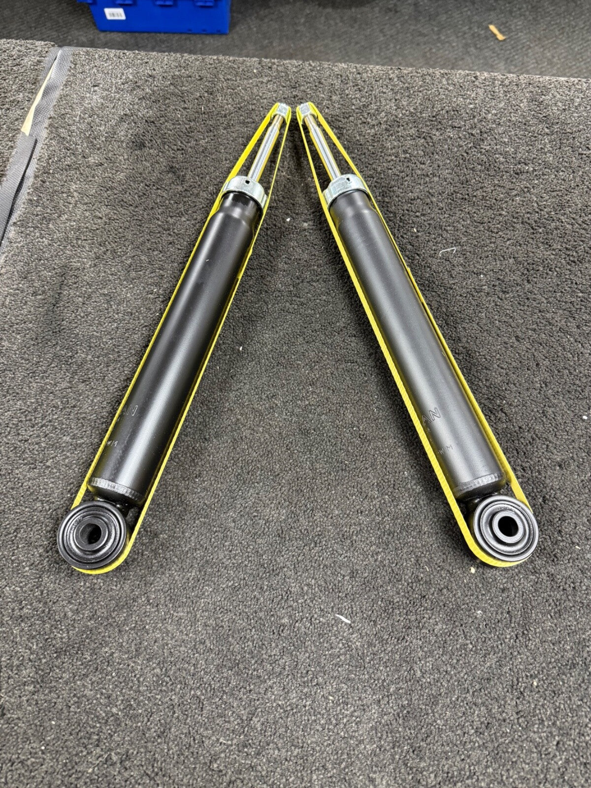 GOLF TOURAN SHARAN SCIROCCO PASSAT B6 B7 2 REAR SHOCK ABSORBER  1K0513029DS