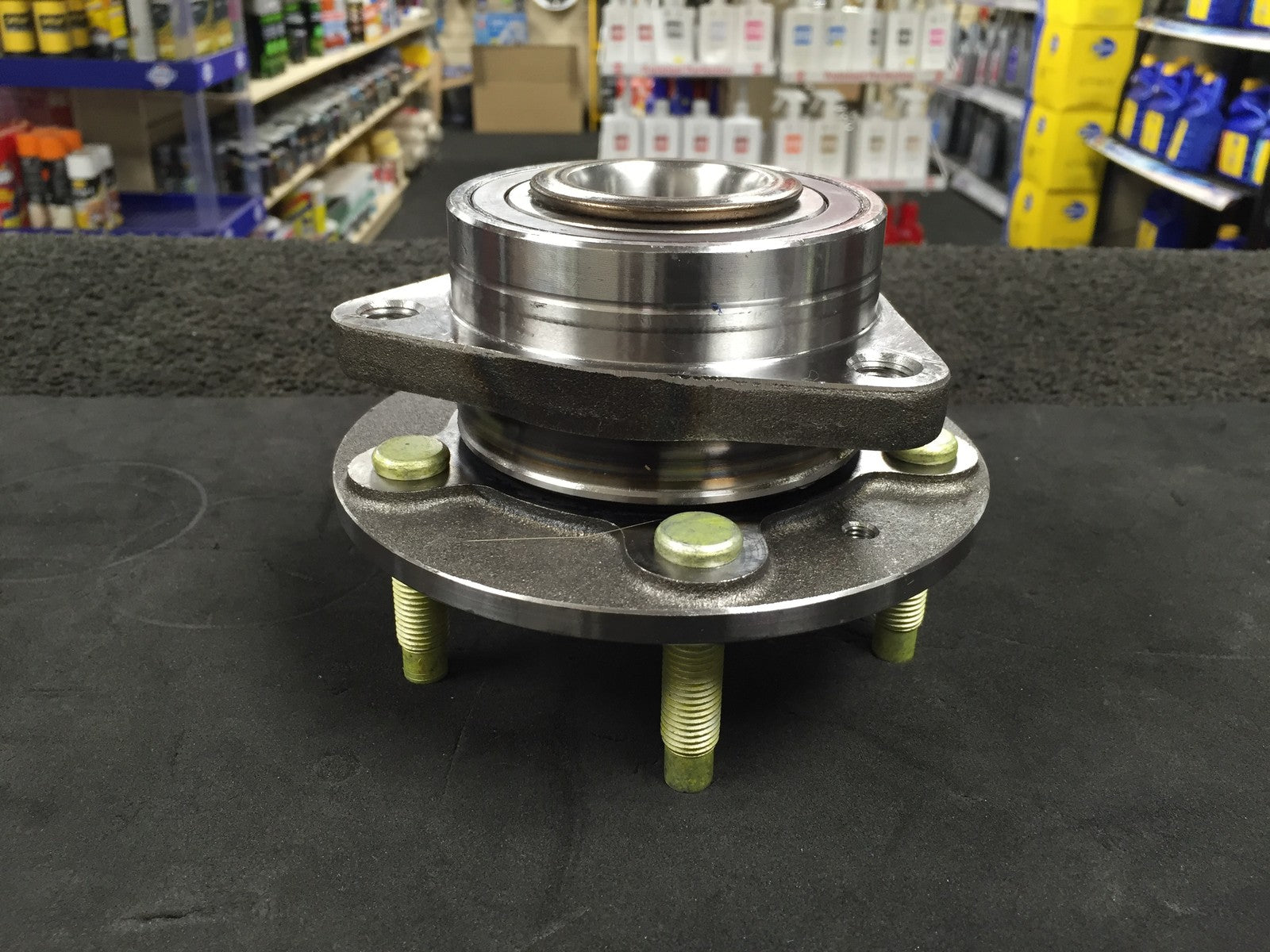 VAUXHALL OPEL ASTRA J ZAFIRA CASCADA CHEVROLET CRUZE FRONT WHEEL HUB BEARING