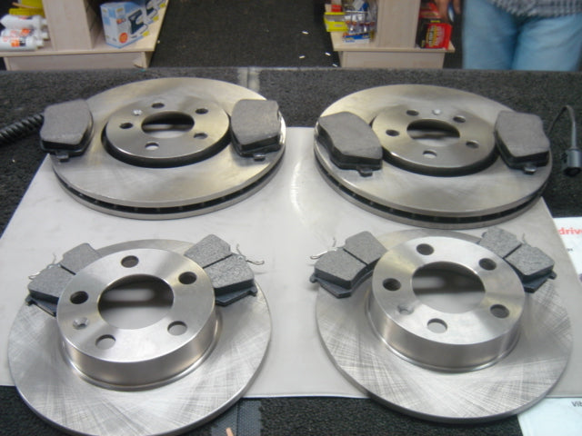 IBIZA 1.9TDI 130BHP 02> BRAKE DISCS  PADS FRONT REAR 