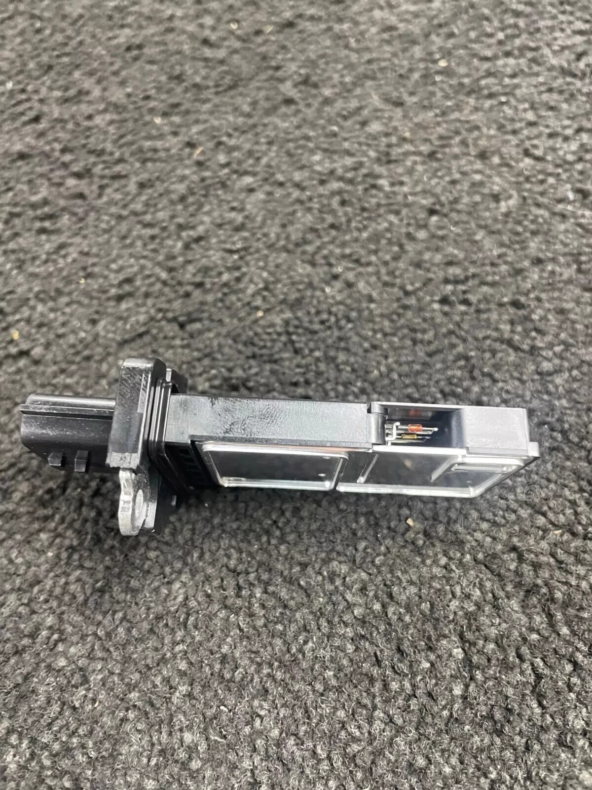 GENUINE AIR FLOW MASS SENSOR FOR NISSAN INFINITI SUZUKI