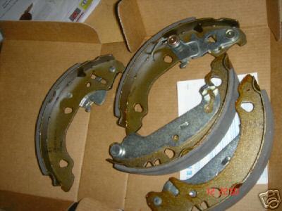 FIESTA PUMA COURIER 99-03 REAR MINTEX BRAKE SHOES NOABS