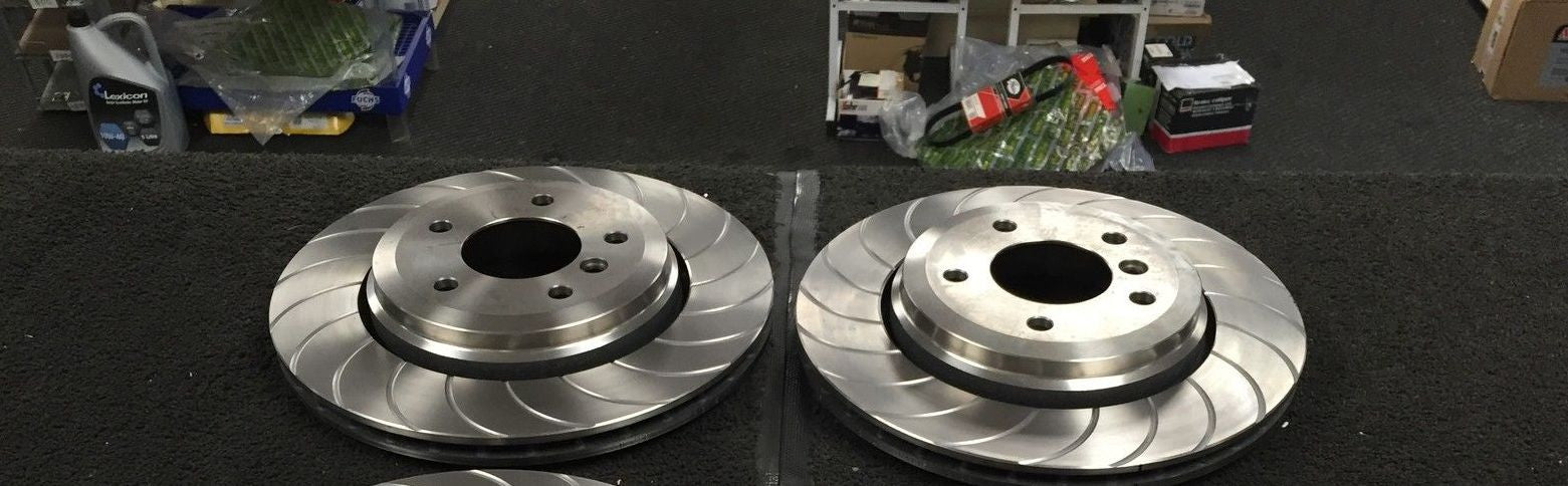 FOR BMW 330 COUPE CONVERTIBLE SPORT GROOVED BRAKE DISCS REAR SET 