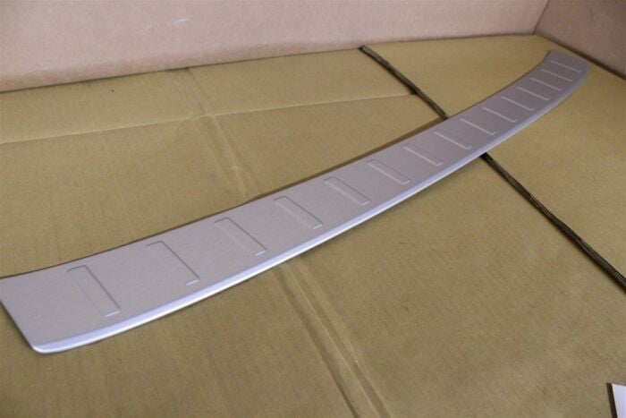 VW POLO 2018ON  REAR BOOT SILL LOADING  PROTECTION STRIP 2G0061195 *GENUINE*