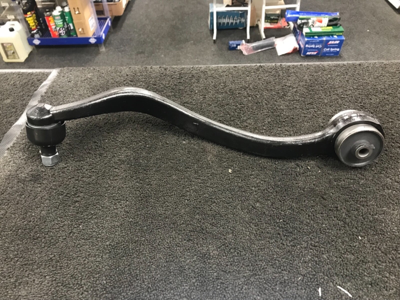 MAZDA 6  FRONT LOWER SUSPENSION TRACK CONTROL ARM  LH SIDE PASSENGER SIDE
